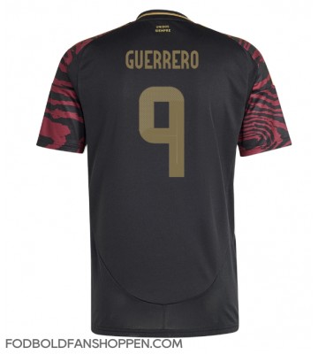 Peru Paolo Guerrero #9 Udebanetrøje Copa America 2024 Kortærmet